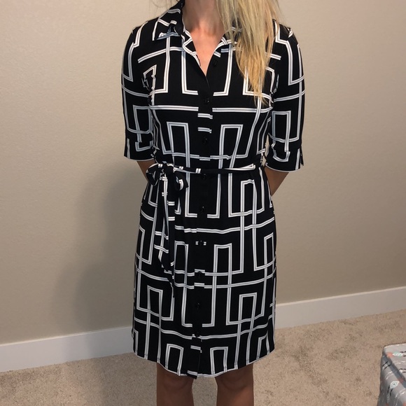 White House black market Women’s Size 2 Dress - Picture 2 of 6